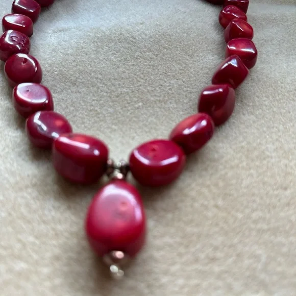 Genuine coral 18” pendant necklace, new. Made in USA. - Picture 2 of 3